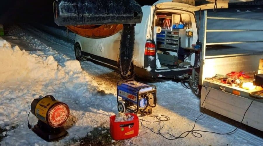 Essential winter tool hire