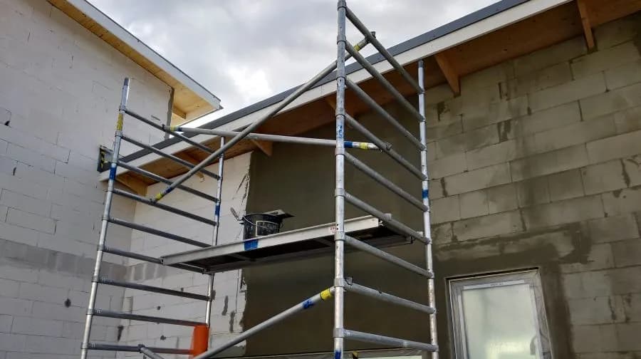 Access towers - Hire tools and equipment