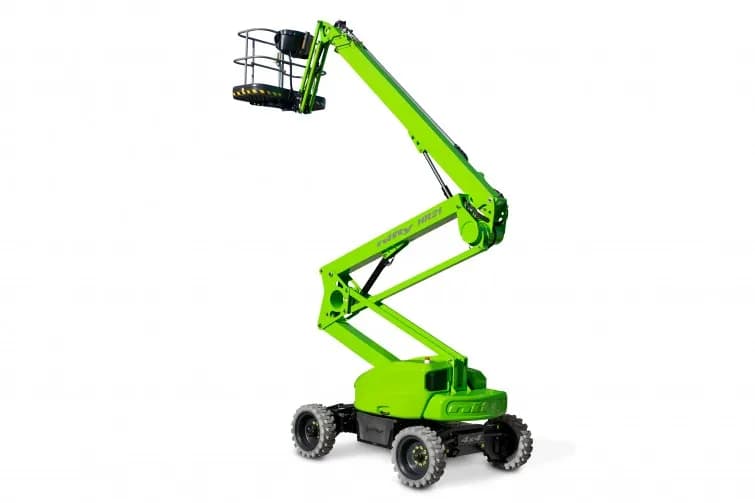 HR21 Hybrid 4x4 hire